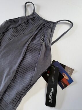 SoDanca Women's Grey Ribbed High-Neck Leotard